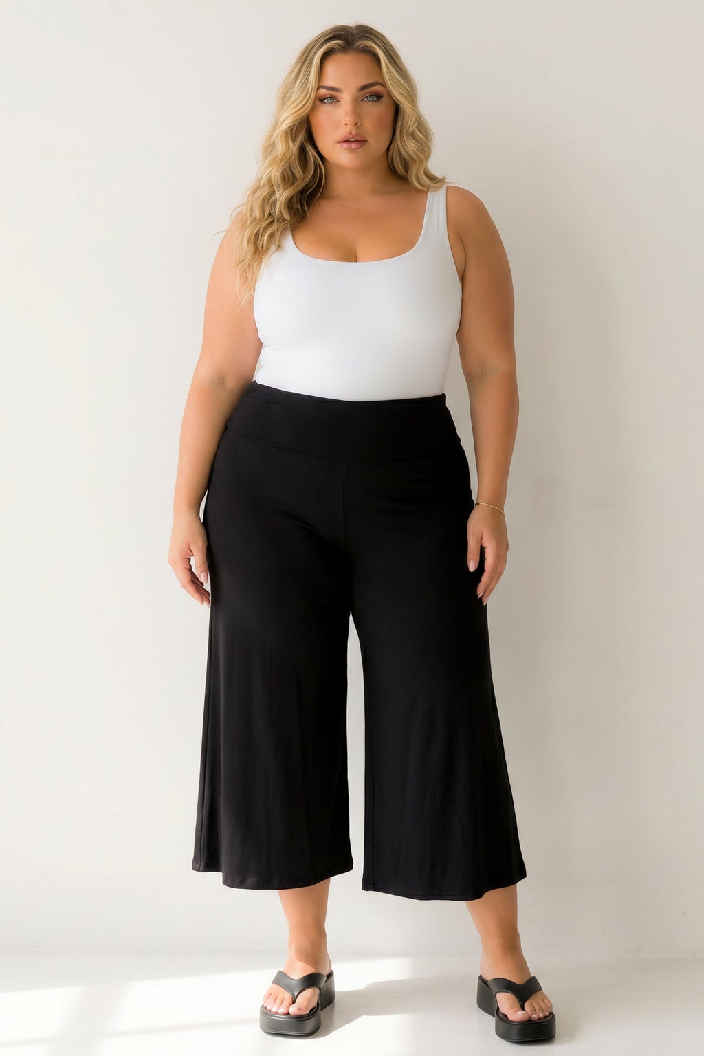 Plus Size Curvy Sense Gaucho Capri Pants