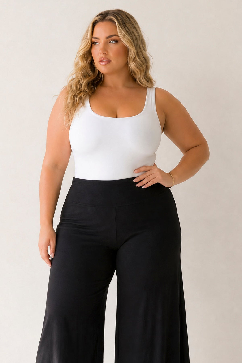 Plus Size Curvy Sense Gaucho Capri Pants