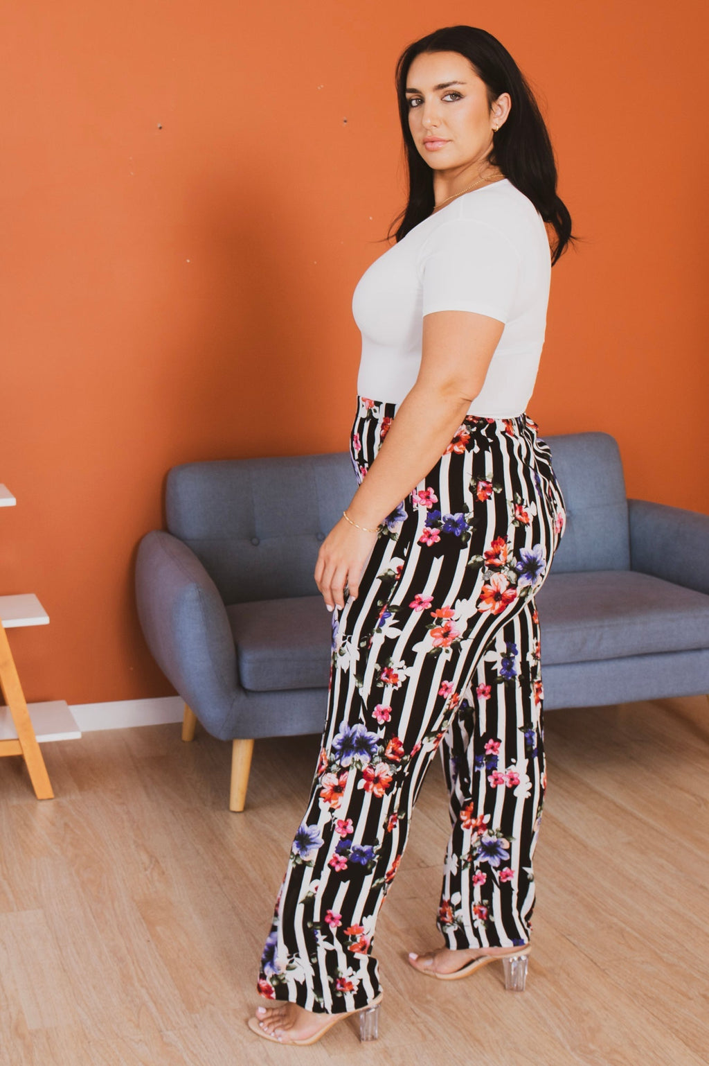 Plus Size Floral Print Wide-Leg Pants - Black