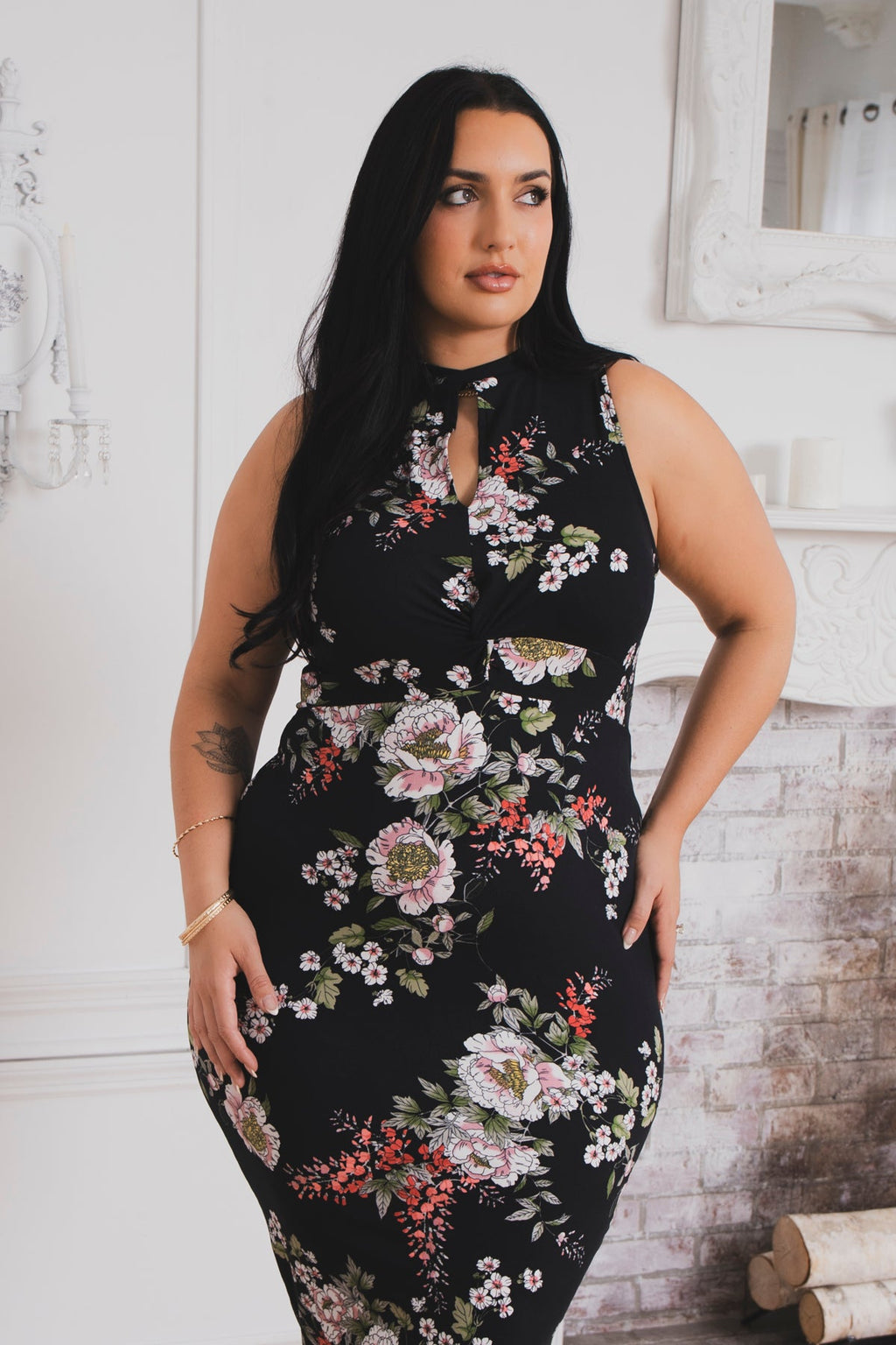 Plus Size Ameri Floral Bodycon Dress- Black