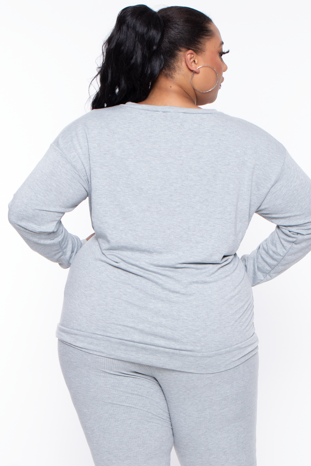 Plus Size Essential Sweatshirt Pullover - Heather Grey