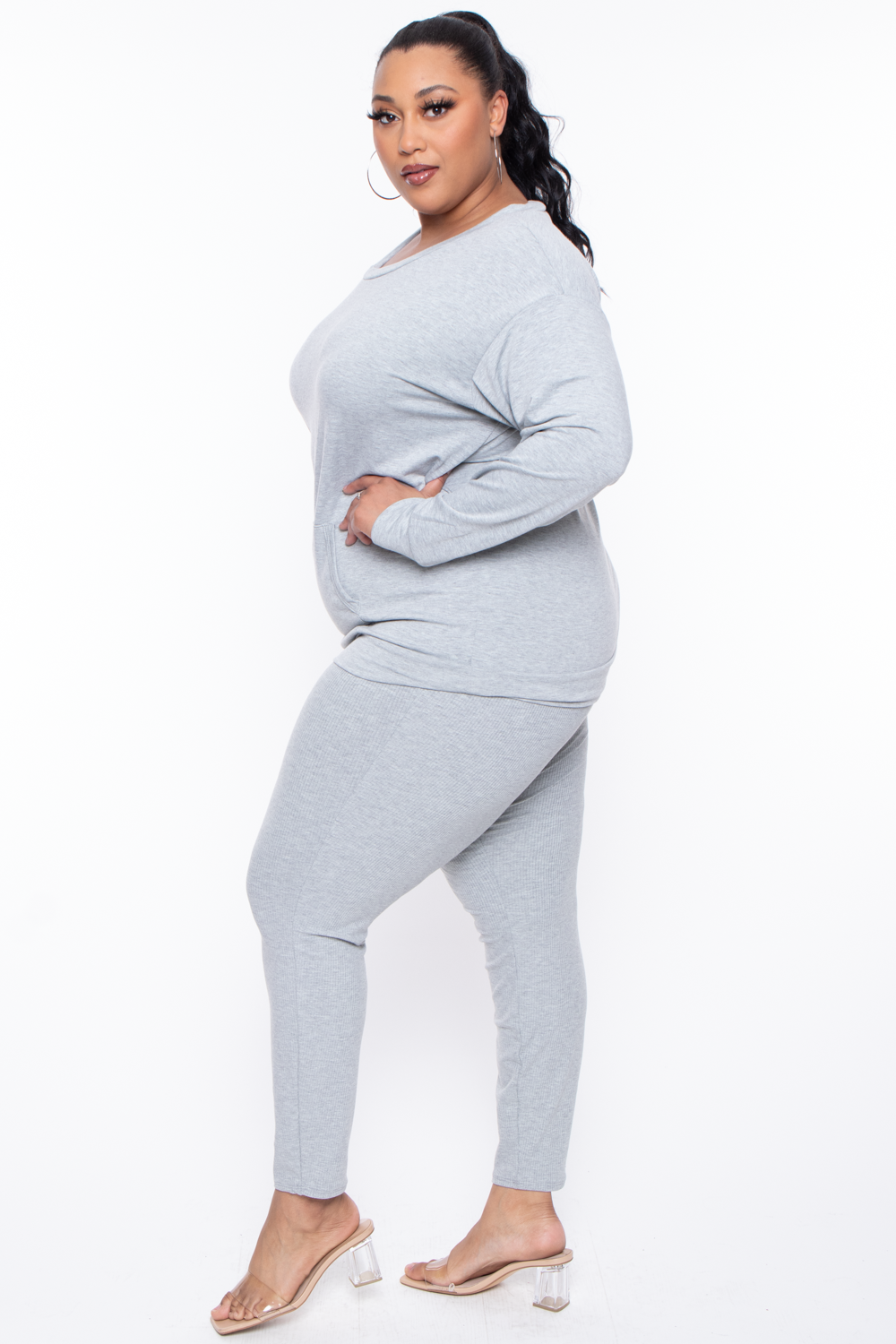 Plus Size Essential Sweatshirt Pullover - Heather Grey