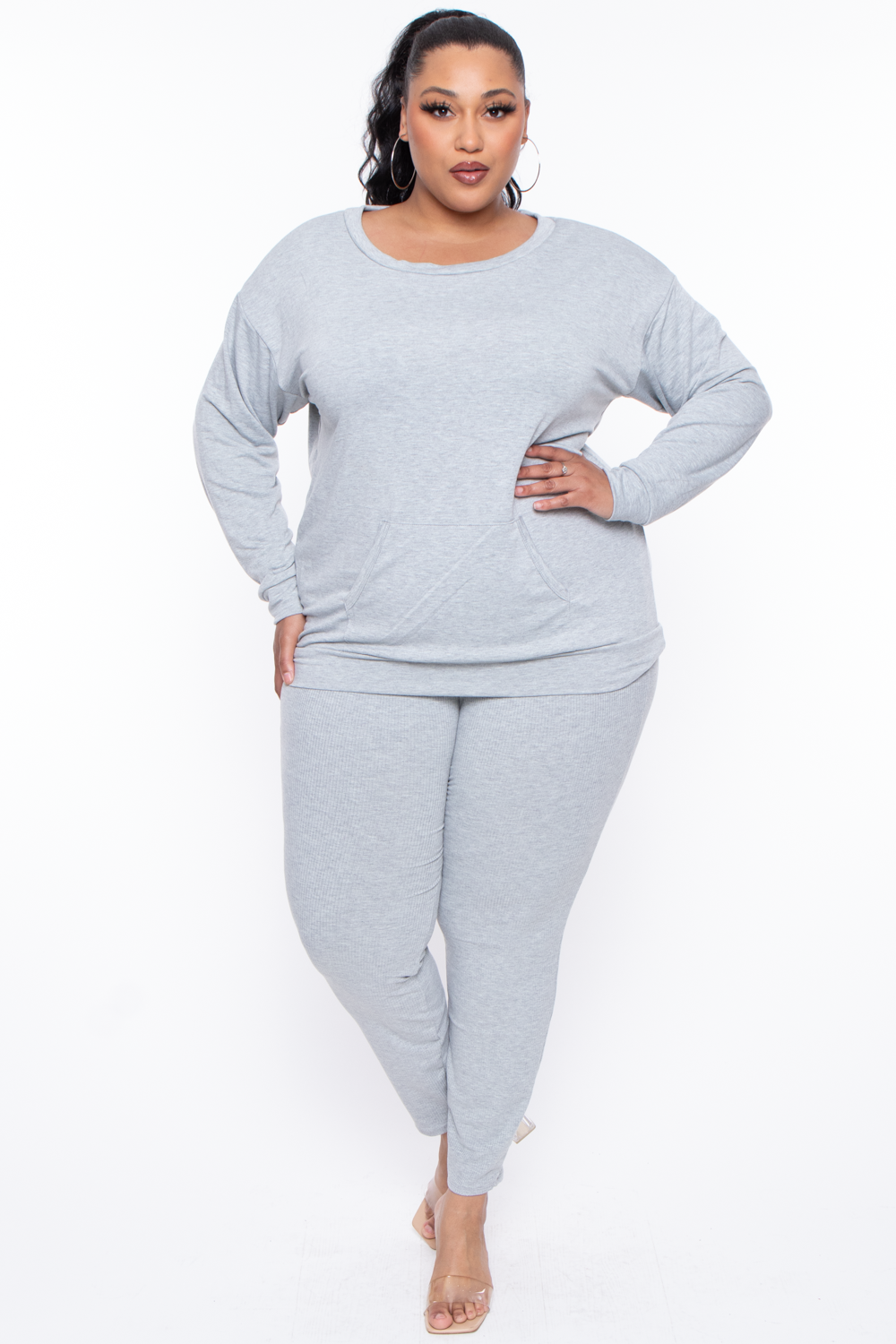 Plus Size Essential Sweatshirt Pullover - Heather Grey