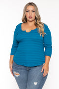Plus Size Agnes Notch Scoop Neck Top - Teal