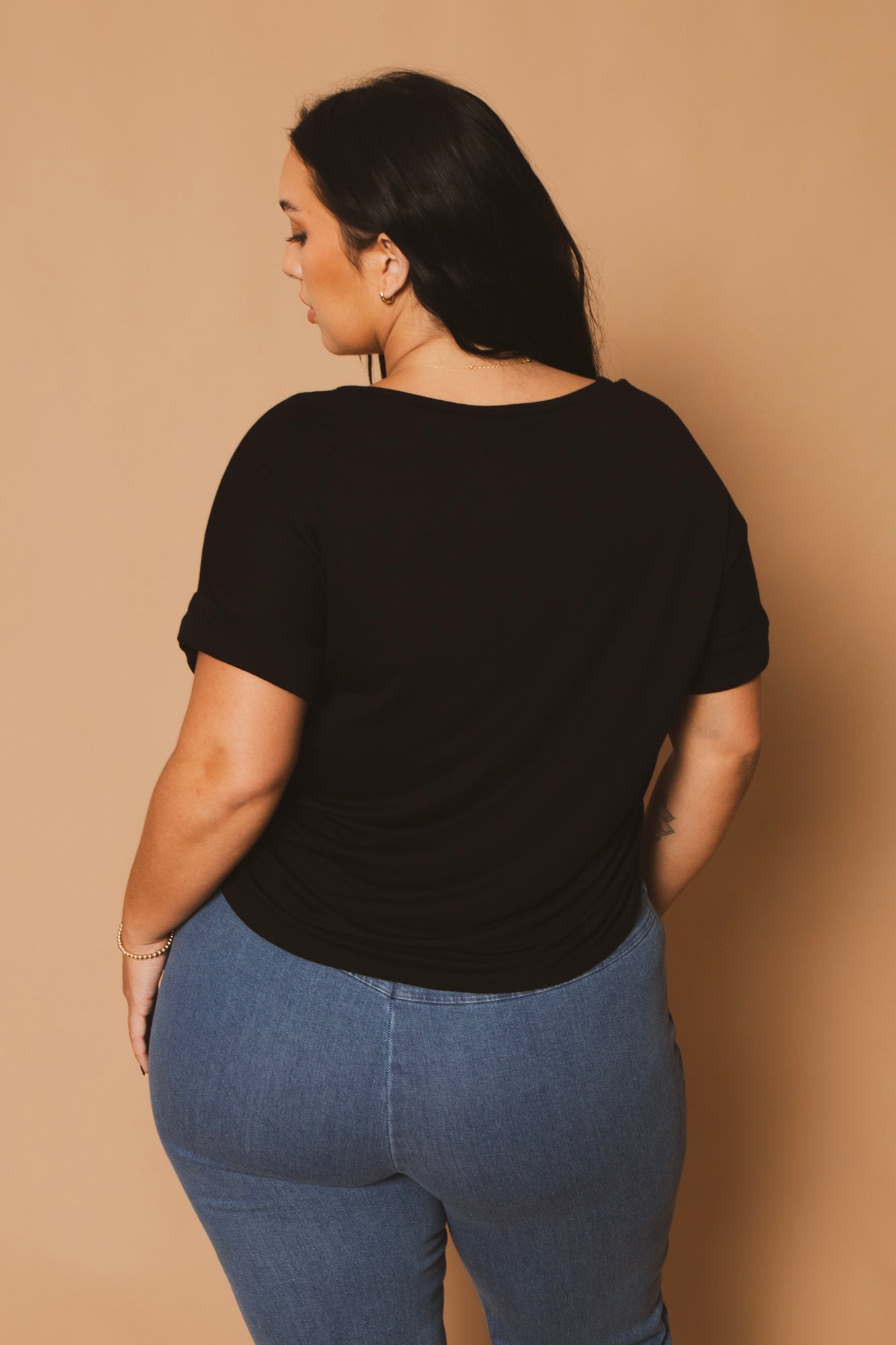 Plus Size Classic Scoop Neck Top - Black