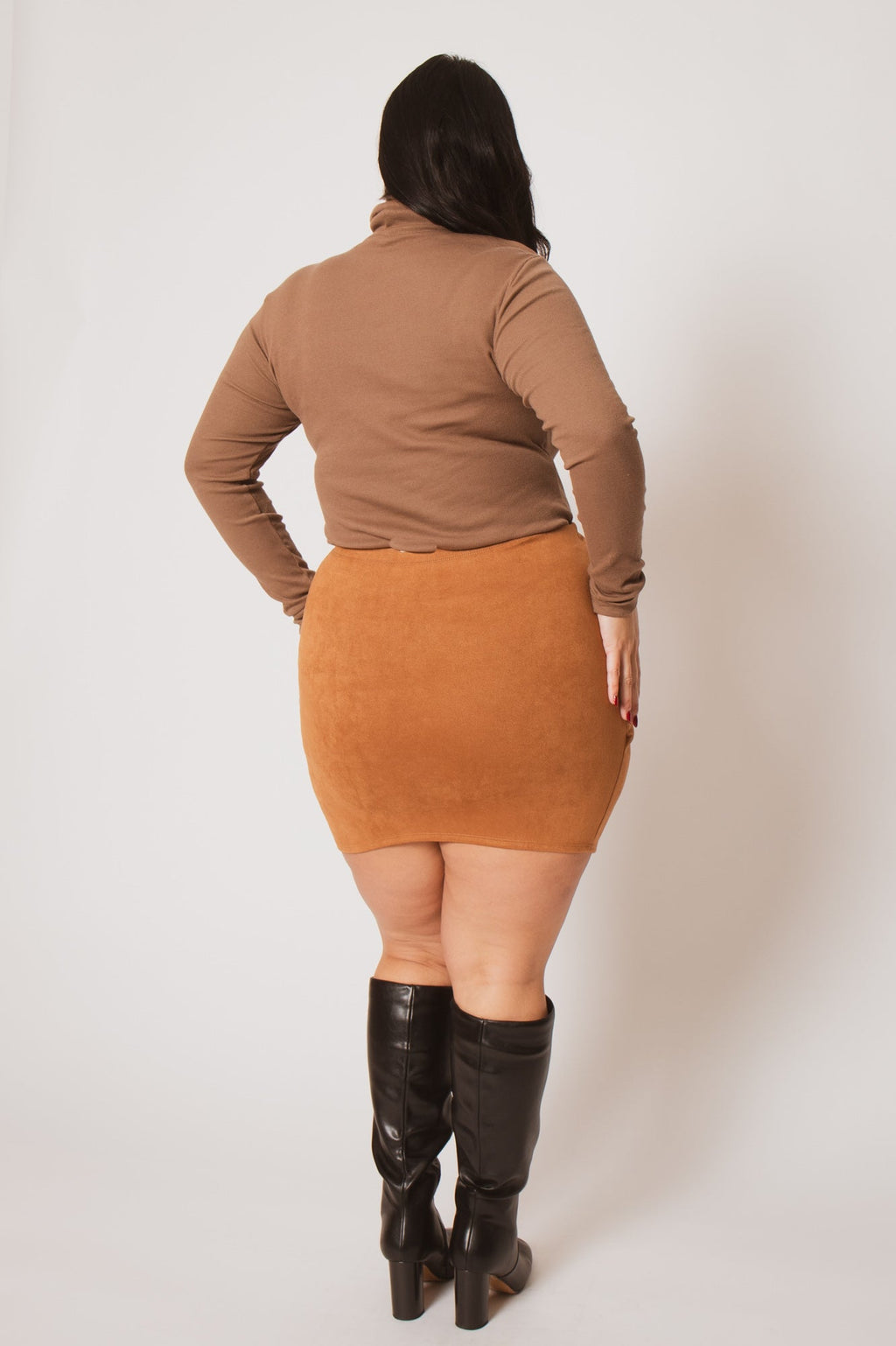 Plus Size Ribbed Turtleneck Top - Mocha