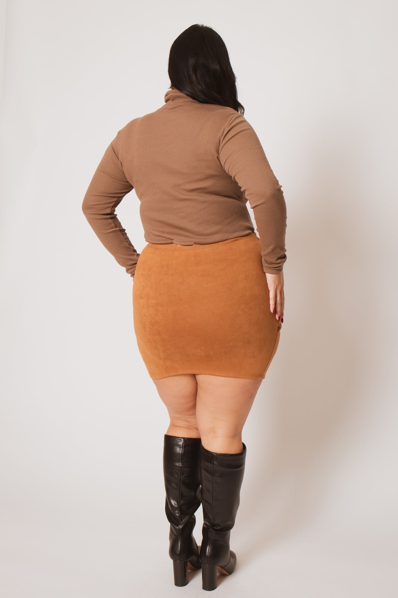 Plus Size Ribbed Turtleneck Top - Mocha